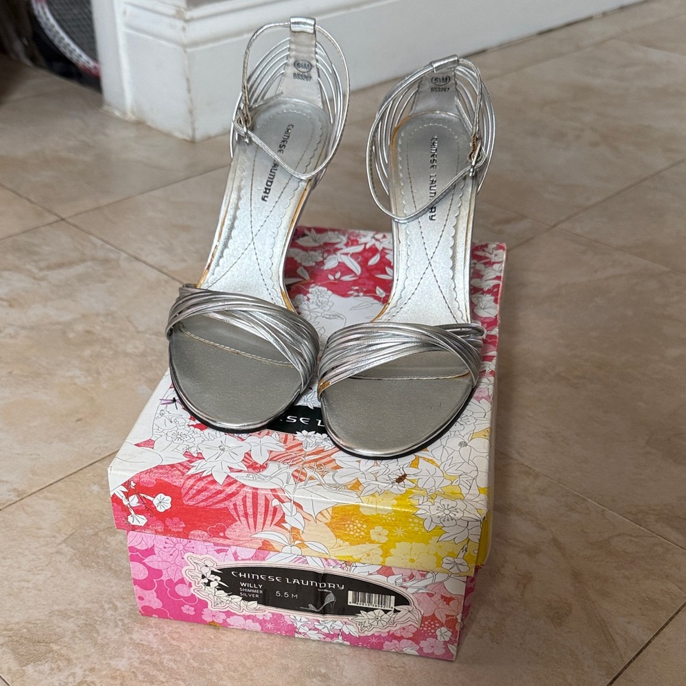 Chinese Laundry Metallic Silver Sandals